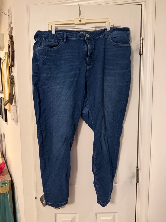 Curve Appeal Denim - Dark Blue Women’s Stretch Capri Jeans